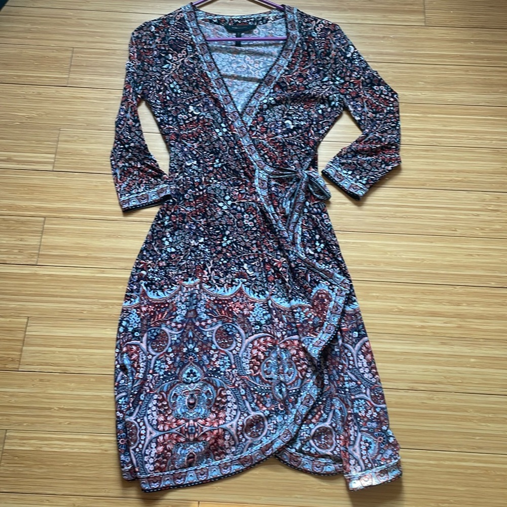 BCBG Maxazria women’s patterned wrap dress - size XS
